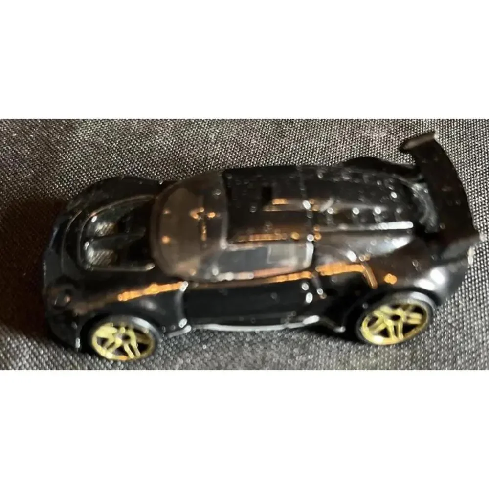Lot Of 8 Hot Wheels From 1900’s & Early 2000’s